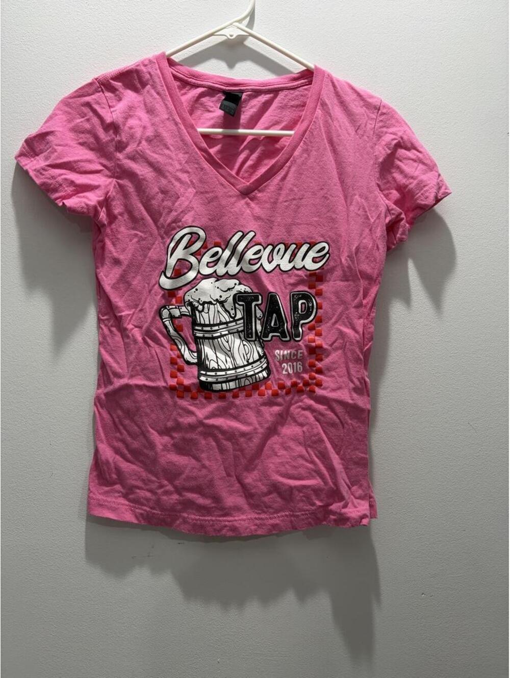 Gildan Women's Pink Tshirt